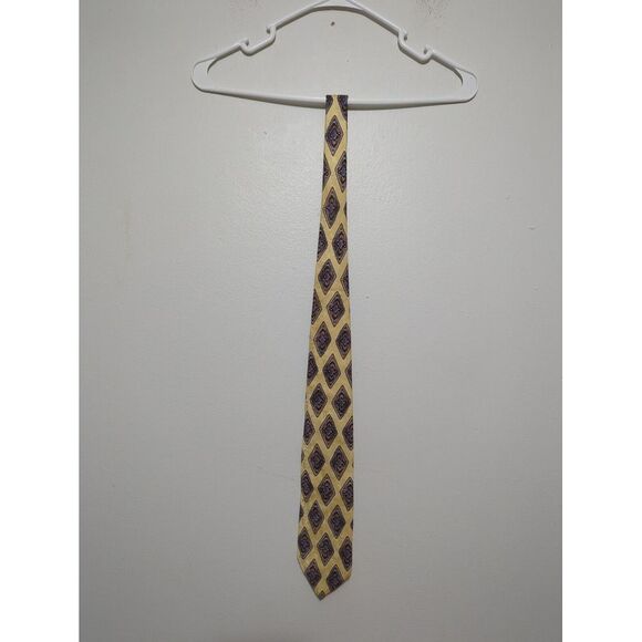 Brooks Brothers BFS Men Yellow Diamond Floral 100% Silk Tie Made in USA - Picture 1 of 5